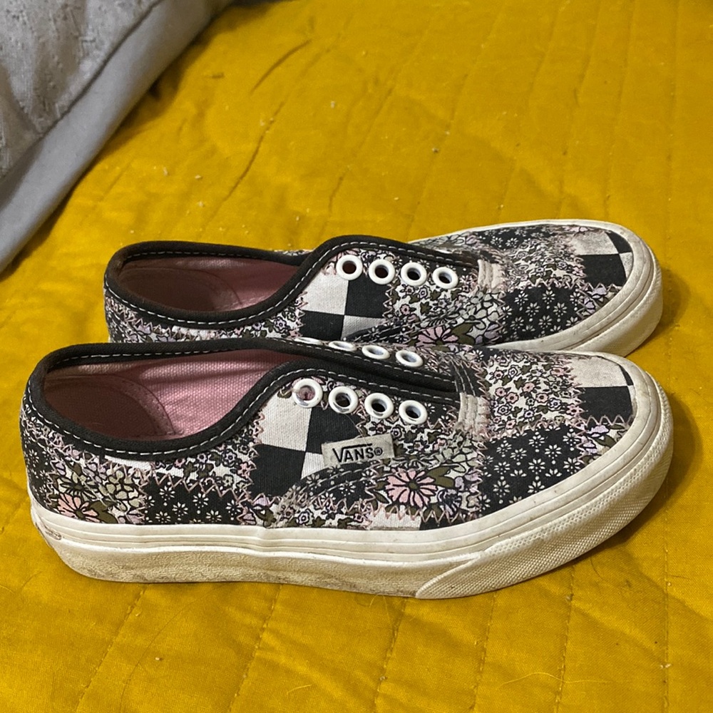 Vans patchwork Floral sneakers